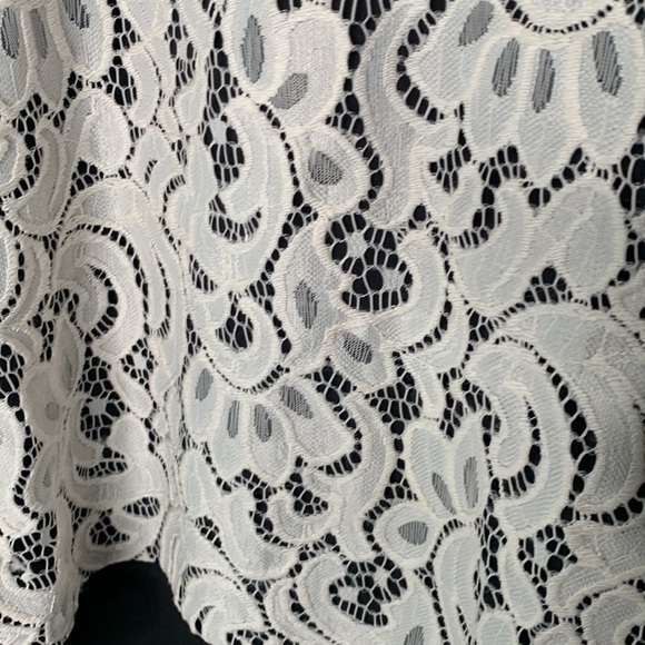 Alfani lace sleeve less top size 6 Fariy - Picture 5 of 10